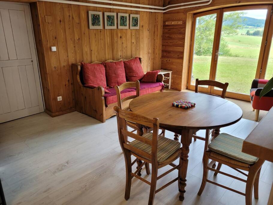 Bel Appartement Rez-De-Jardin Saint-Genest-Malifaux Екстер'єр фото